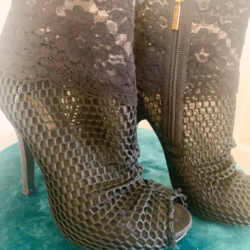 Authentic Dolce & Gabbana lace and mesh booties